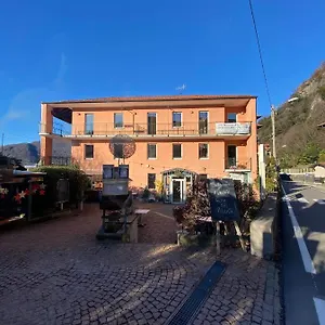 Emmaus Aparthotel Maccagno
